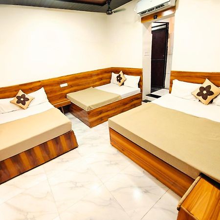 Hotel Om Palace Ujjain Exterior photo